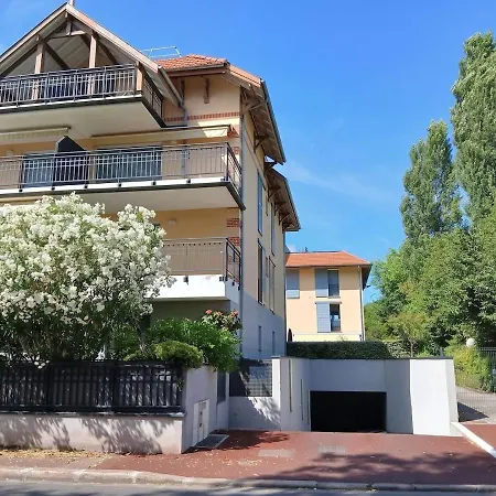 Apartment T3 Spacieux Sur Jardin, Proche Du Port Et De La Arcachon